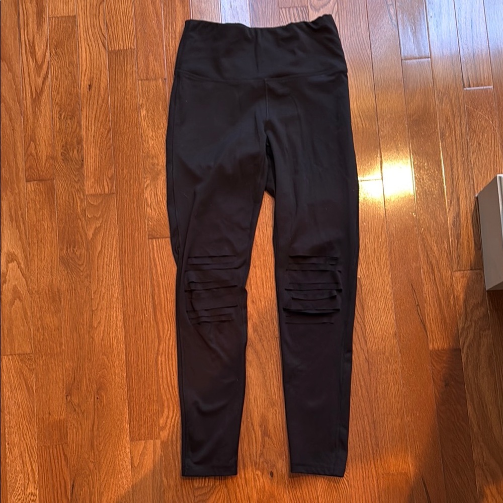Black Leggings with Ribbed Detail